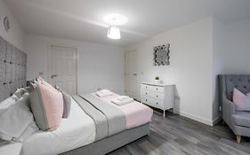 Casa Fresa - King Street Apartments